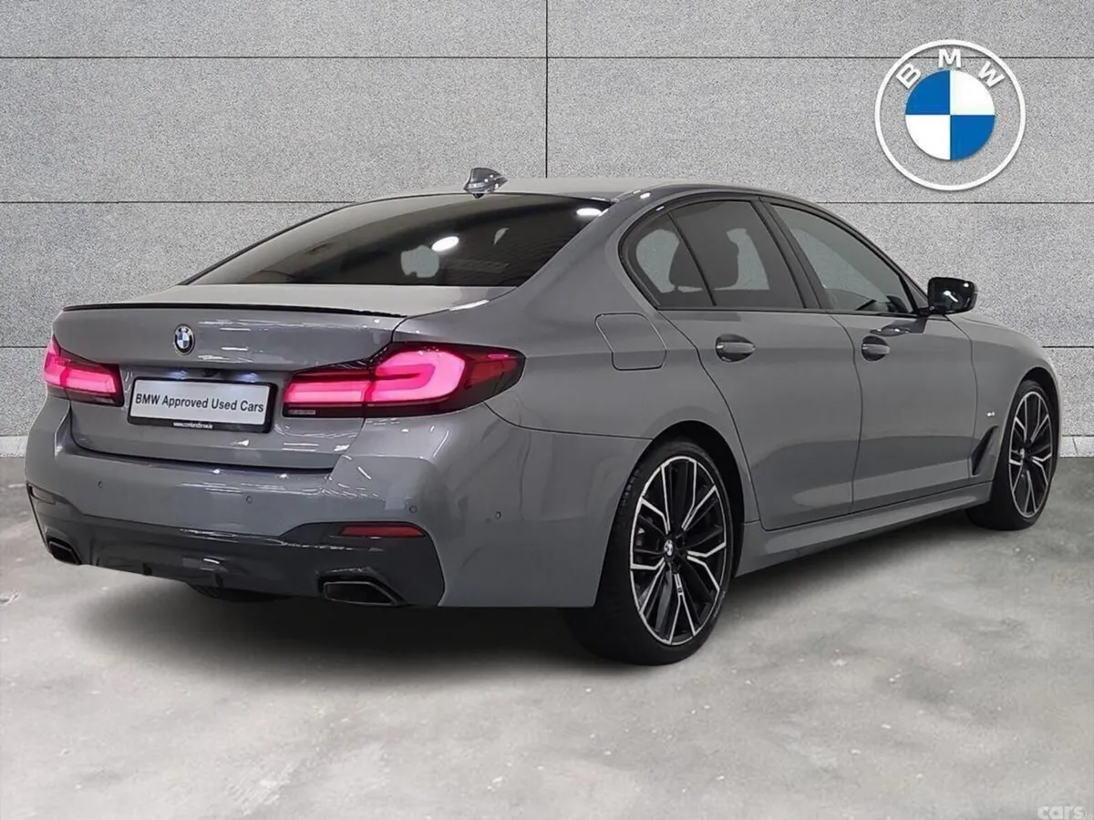 BMW 5-Series Saloon, Diesel Hybrid, 2023, Grey