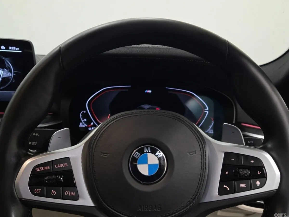 BMW 5-Series Saloon, Diesel Hybrid, 2021, Black