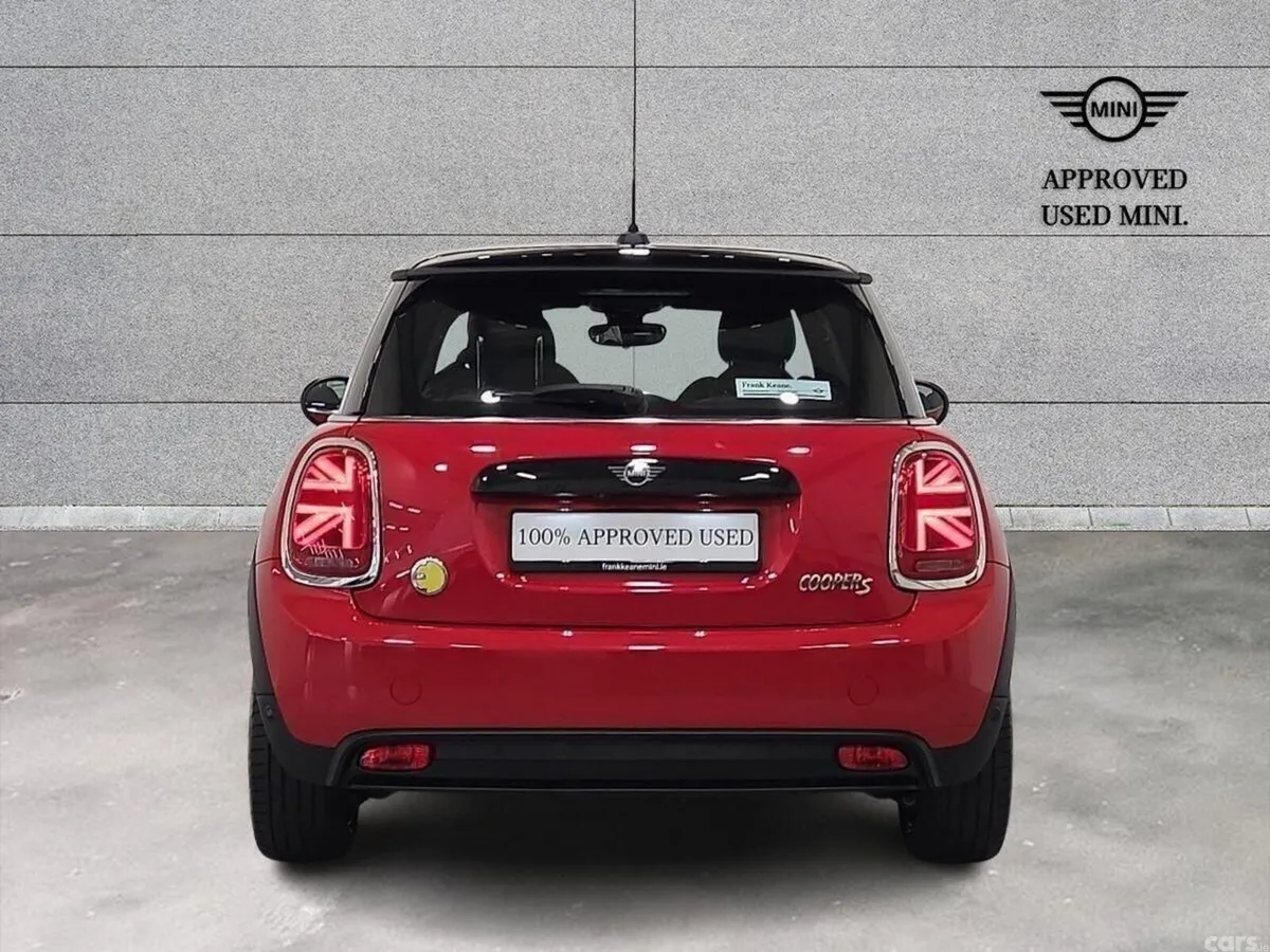 Mini Cooper Hatchback, Electric, 2023, Red