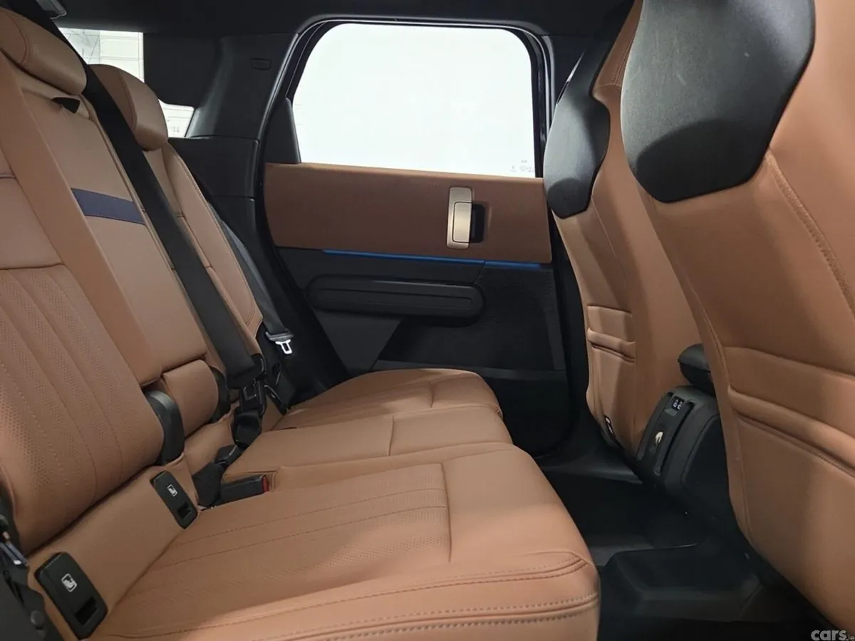 Mini Countryman SUV, Petrol Hybrid, 2024, Black
