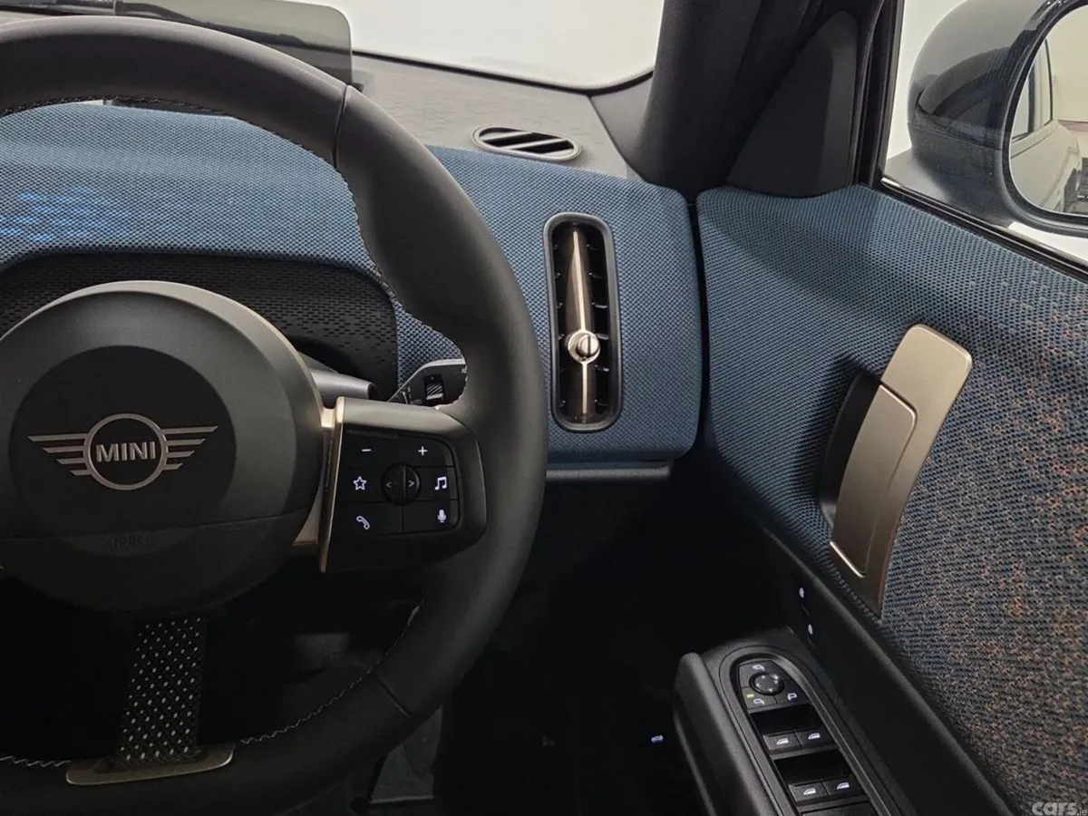 Mini Countryman SUV, Petrol Hybrid, 2024, Black