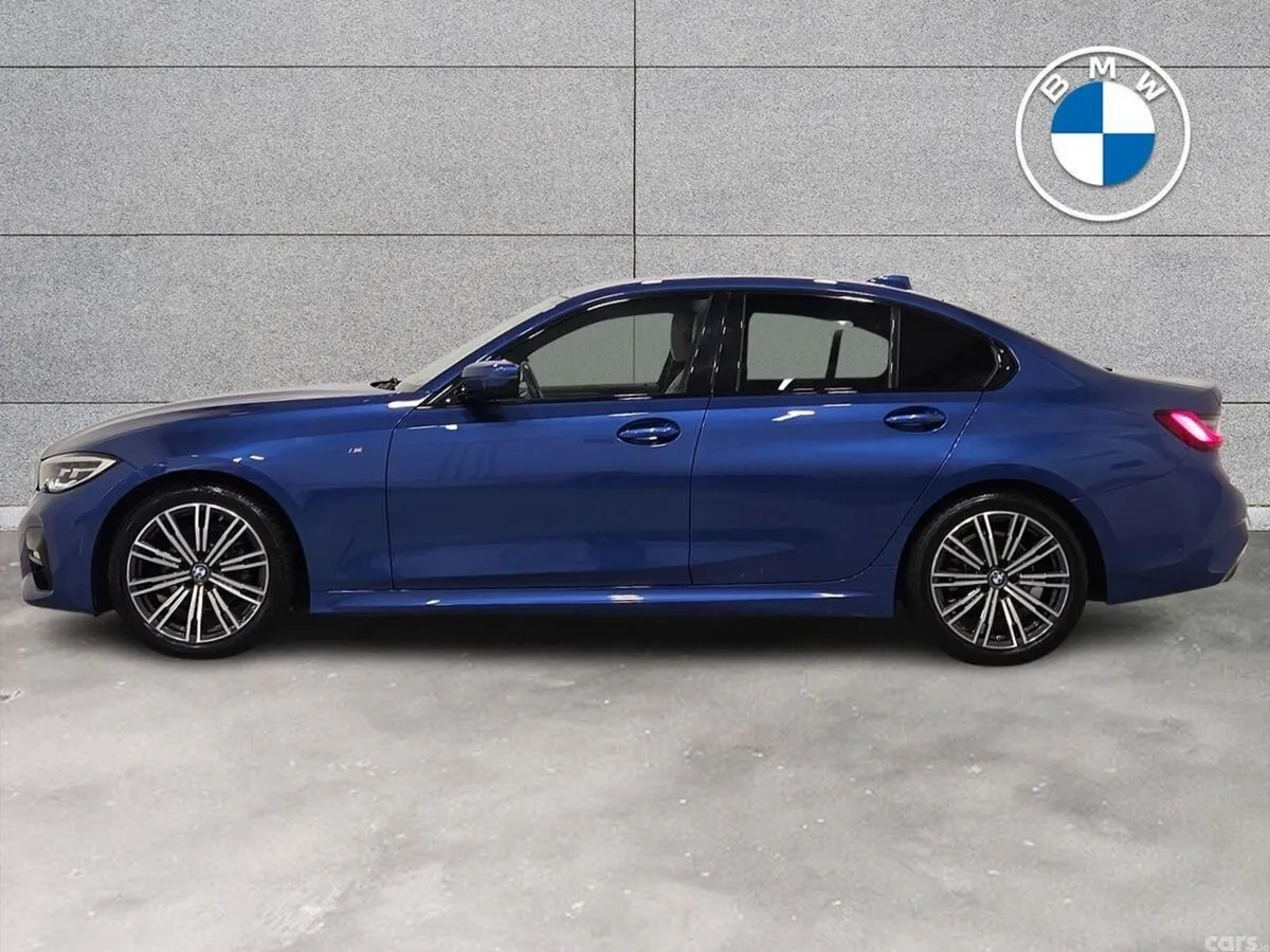 BMW 3-Series Saloon, Diesel Hybrid, 2022, Blue