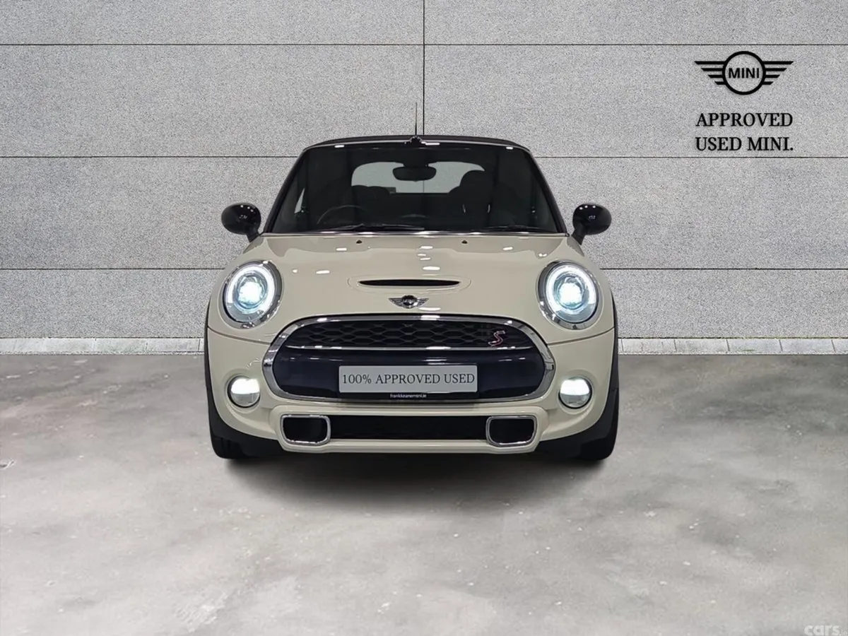 Mini Cooper Convertible, Petrol, 2016, White