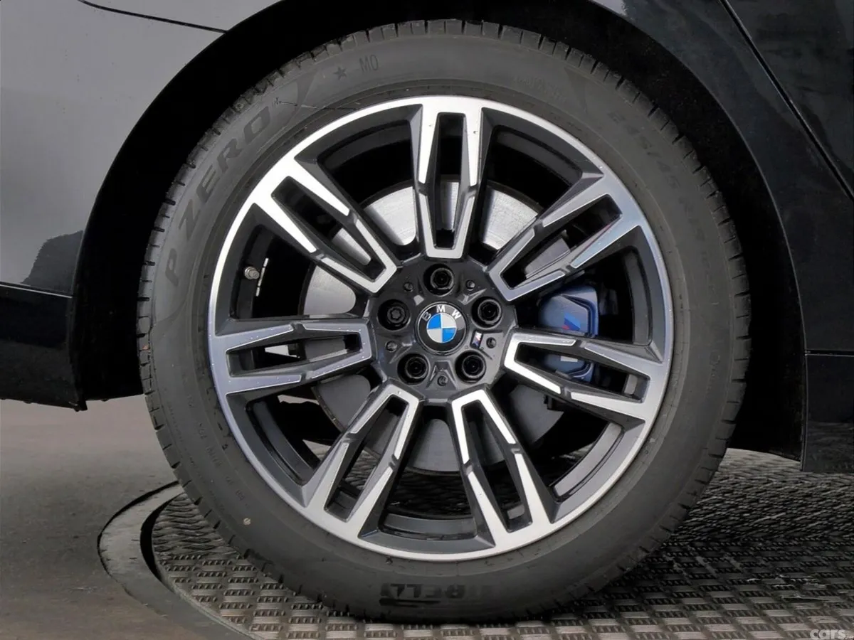 BMW 5-Series Saloon, Petrol Hybrid, 2024, Black
