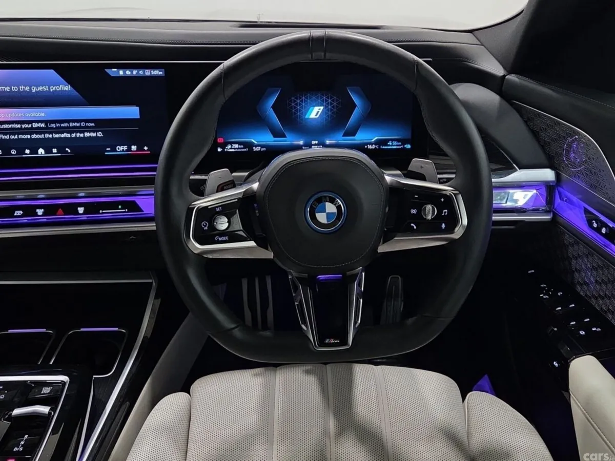 BMW 7-Series Saloon, Petrol Plug-in Hybrid, 2023, Grey