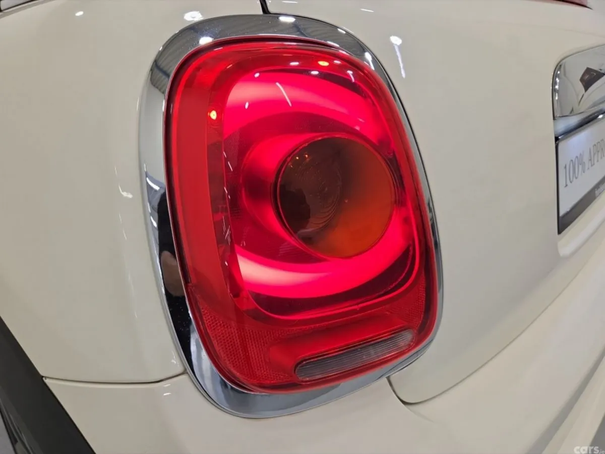 Mini Cooper Convertible, Petrol, 2016, White
