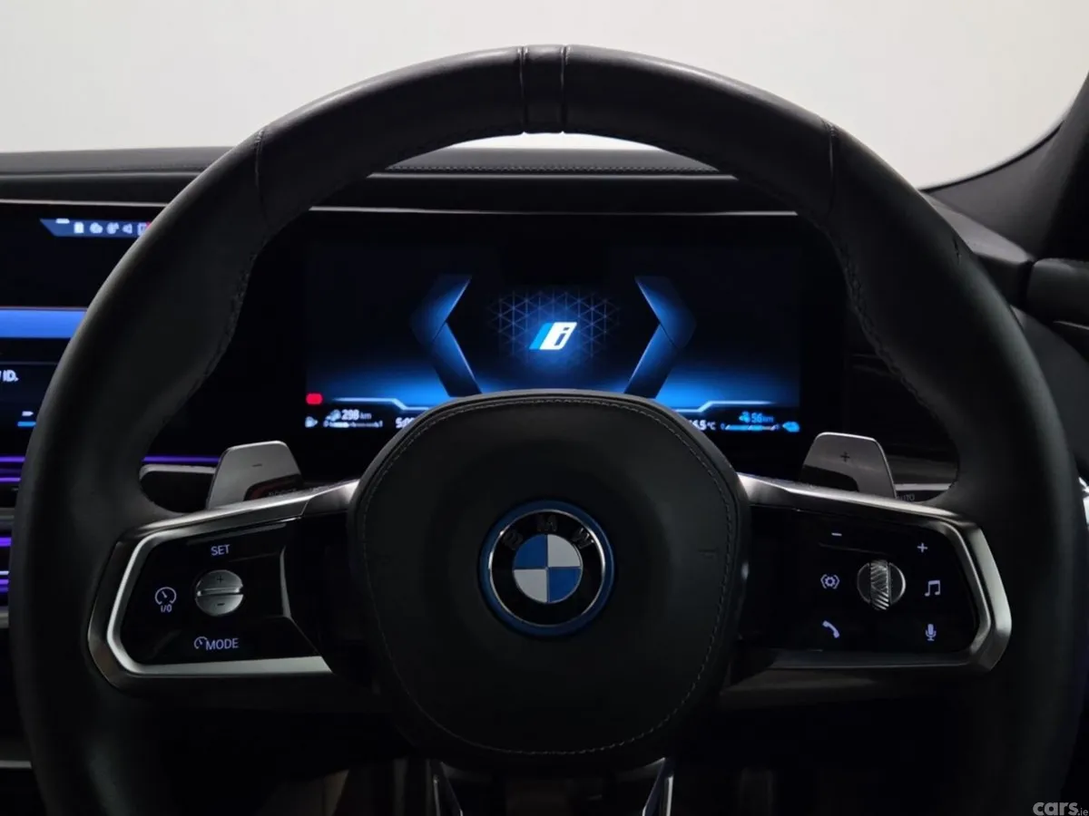 BMW 7-Series Saloon, Petrol Plug-in Hybrid, 2023, Grey