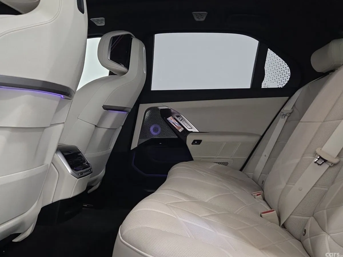 BMW 7-Series Saloon, Petrol Plug-in Hybrid, 2023, Grey