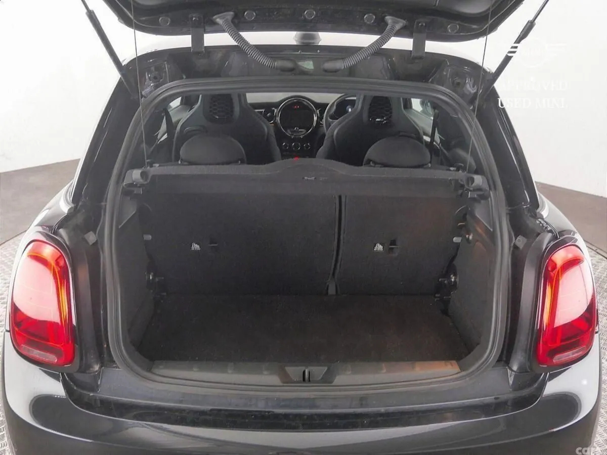 Mini Cooper Hatchback, Petrol, 2023, Black