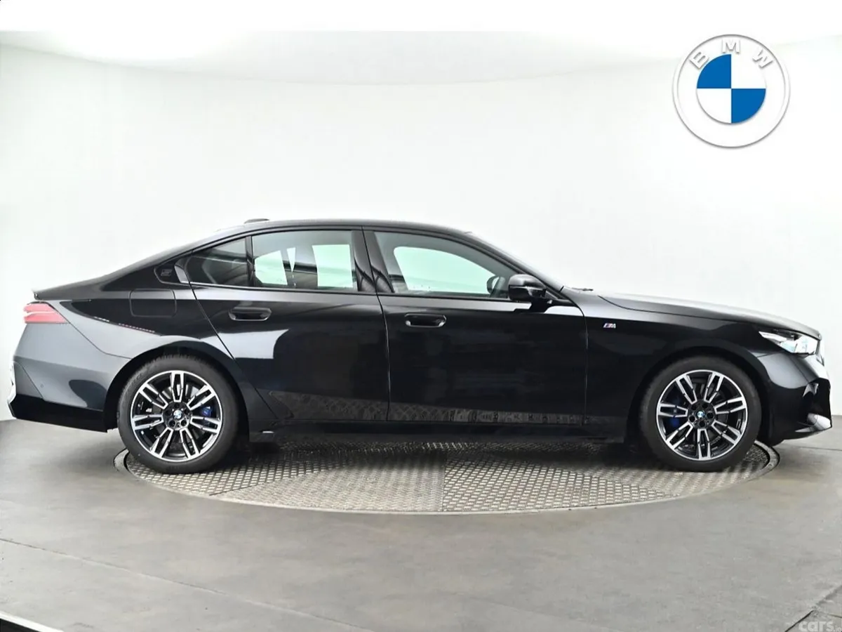 BMW 5-Series Saloon, Petrol Hybrid, 2024, Black