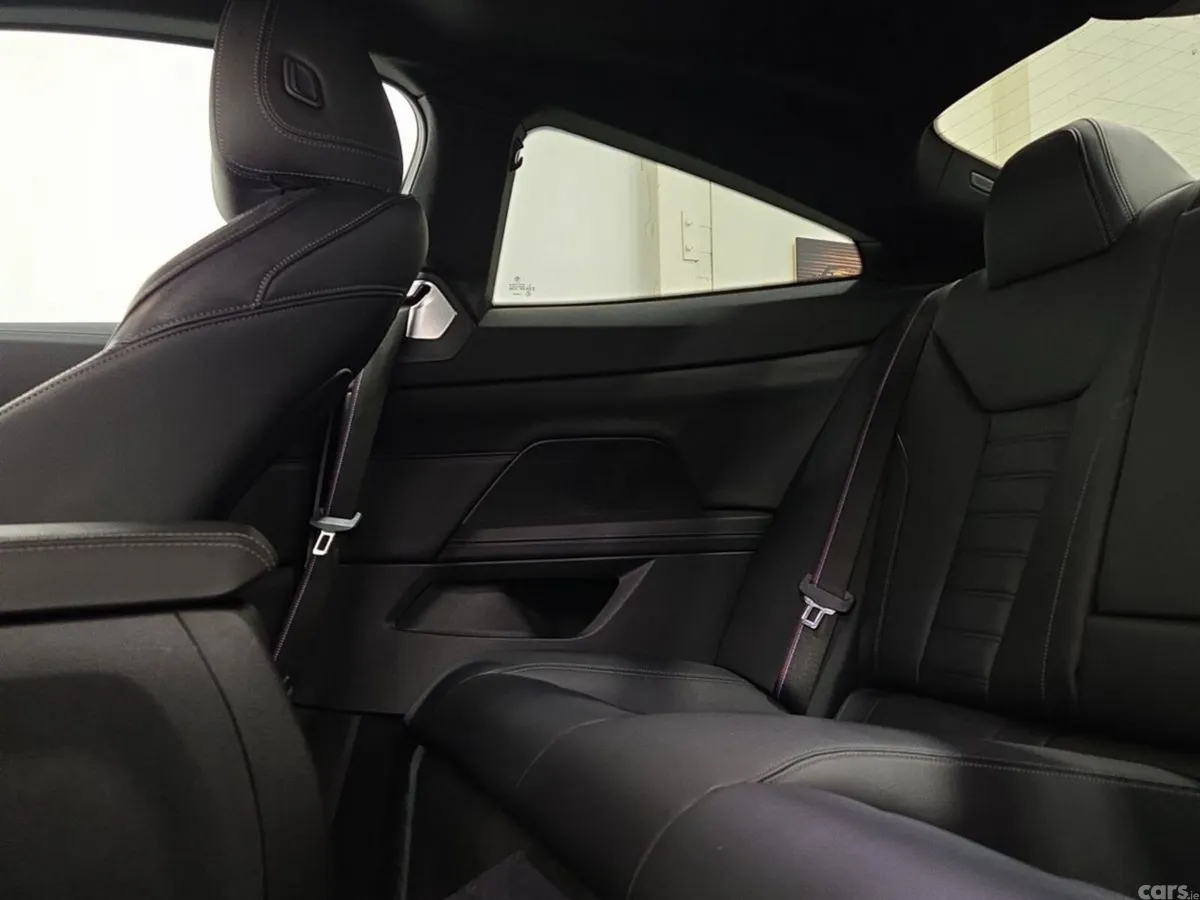 BMW 4-Series Coupe, Diesel Hybrid, 2022, White