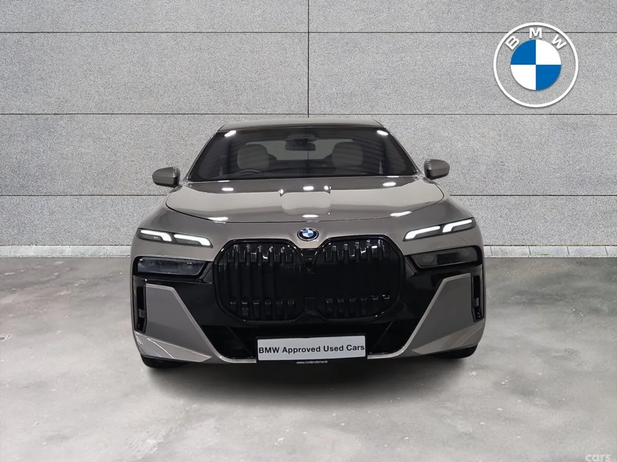 BMW 7-Series Saloon, Petrol Plug-in Hybrid, 2023, Grey