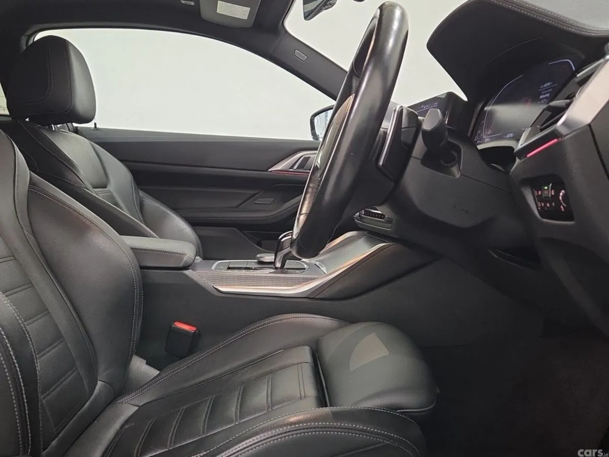 BMW 4-Series Coupe, Diesel Hybrid, 2022, White