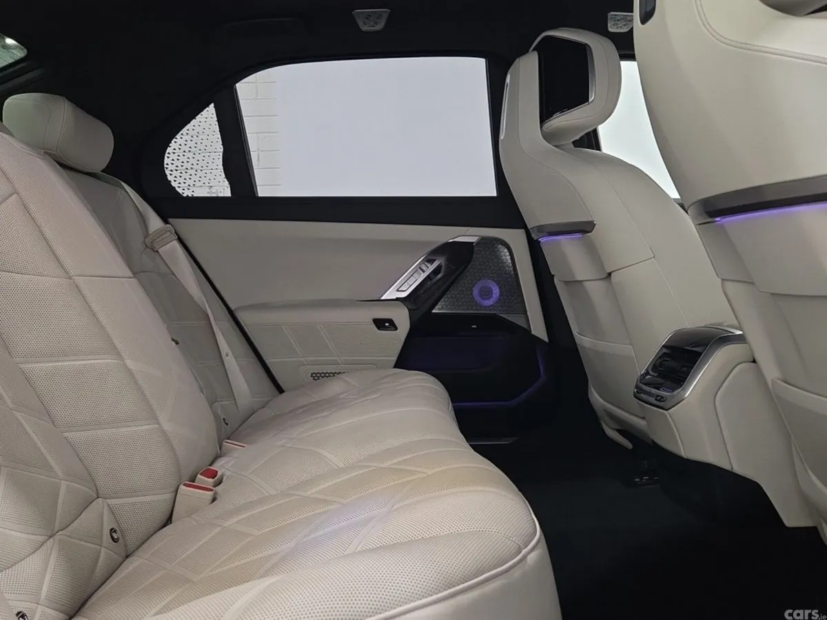 BMW 7-Series Saloon, Petrol Plug-in Hybrid, 2023, Grey