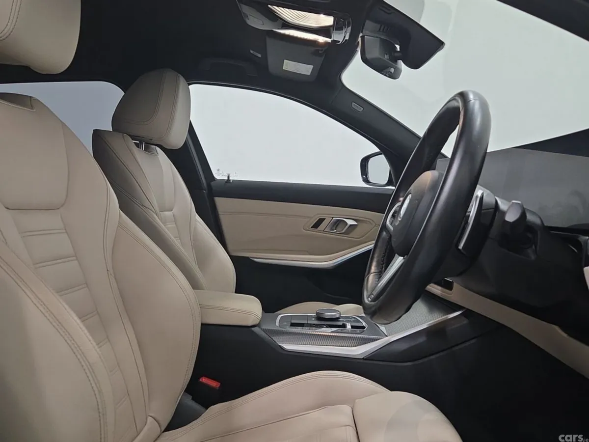 BMW 3-Series Estate, Petrol Plug-in Hybrid, 2023, Grey