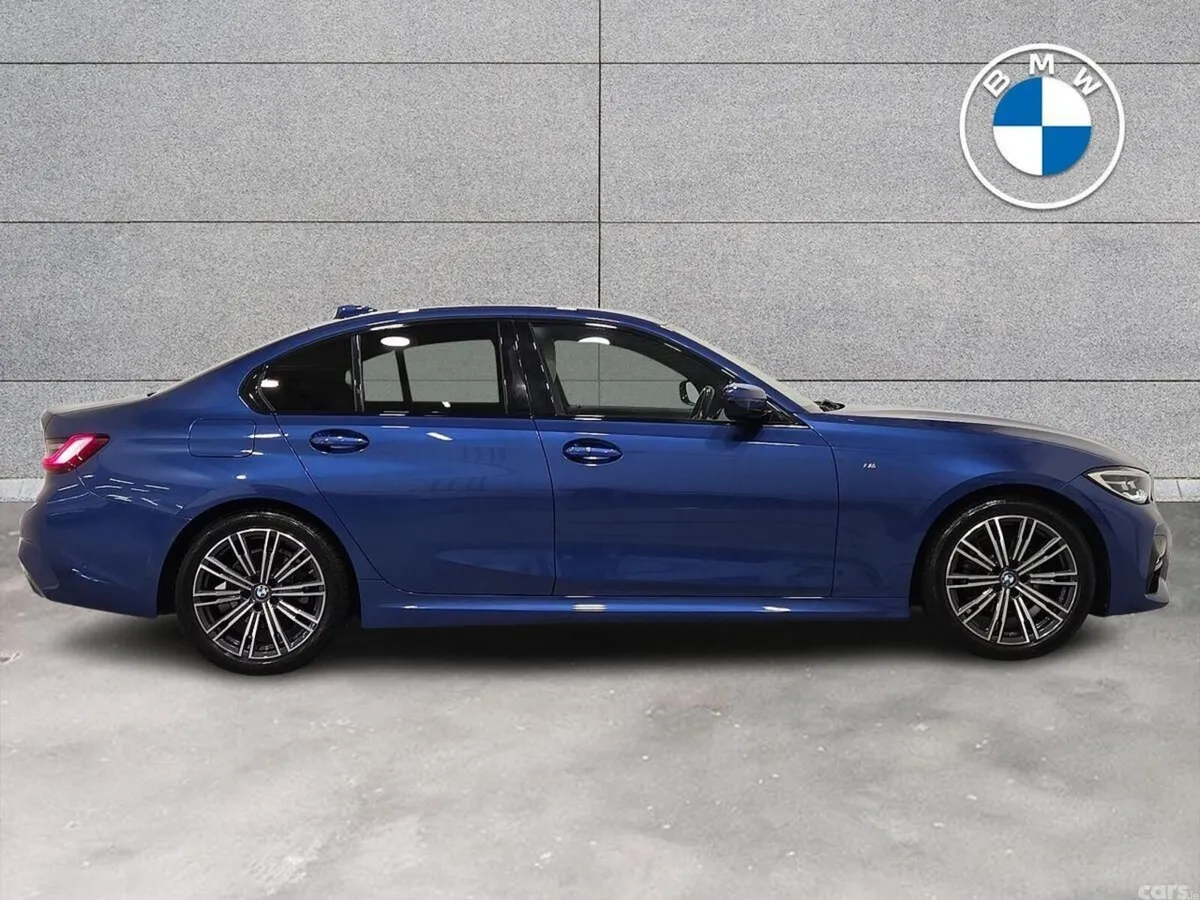 BMW 3-Series Saloon, Diesel Hybrid, 2022, Blue