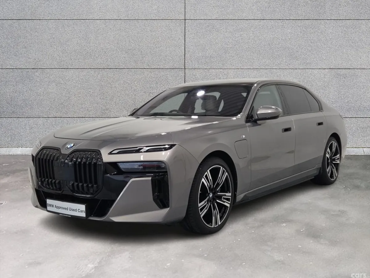 BMW 7-Series Saloon, Petrol Plug-in Hybrid, 2023, Grey