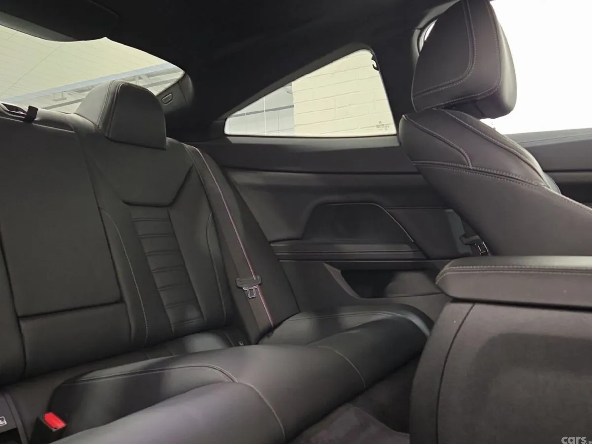 BMW 4-Series Coupe, Diesel Hybrid, 2022, White