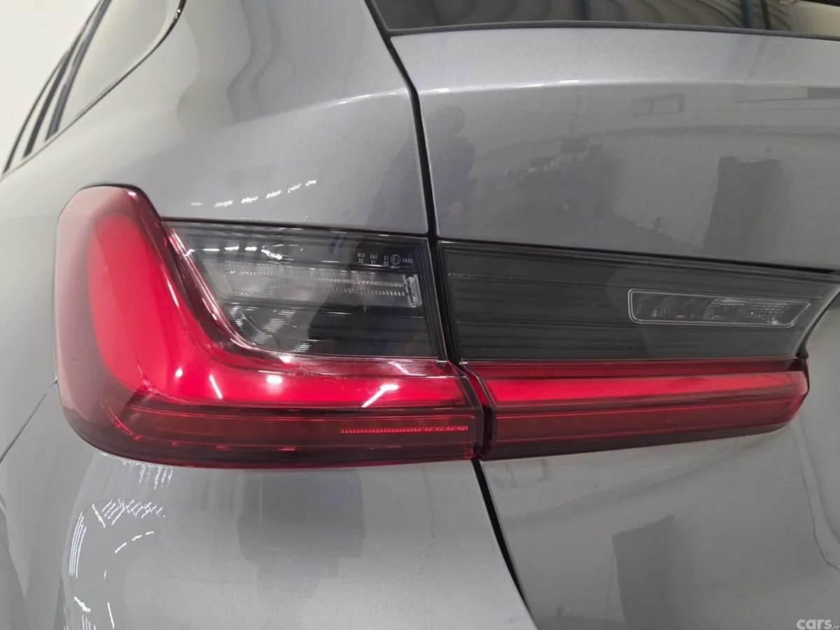 BMW 3-Series Estate, Petrol Plug-in Hybrid, 2023, Grey