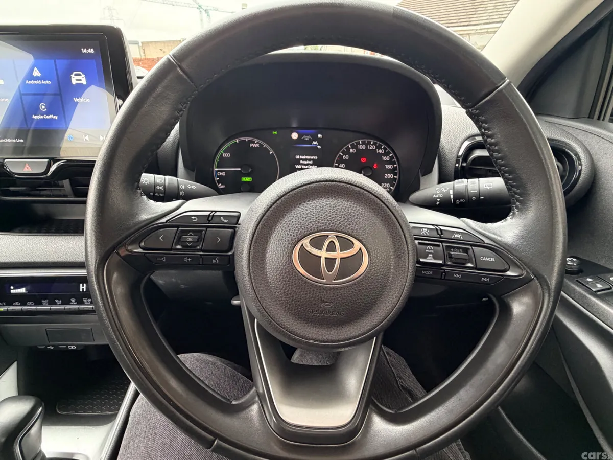 Toyota Yaris Hatchback, Petrol Hybrid, 2024, Grey