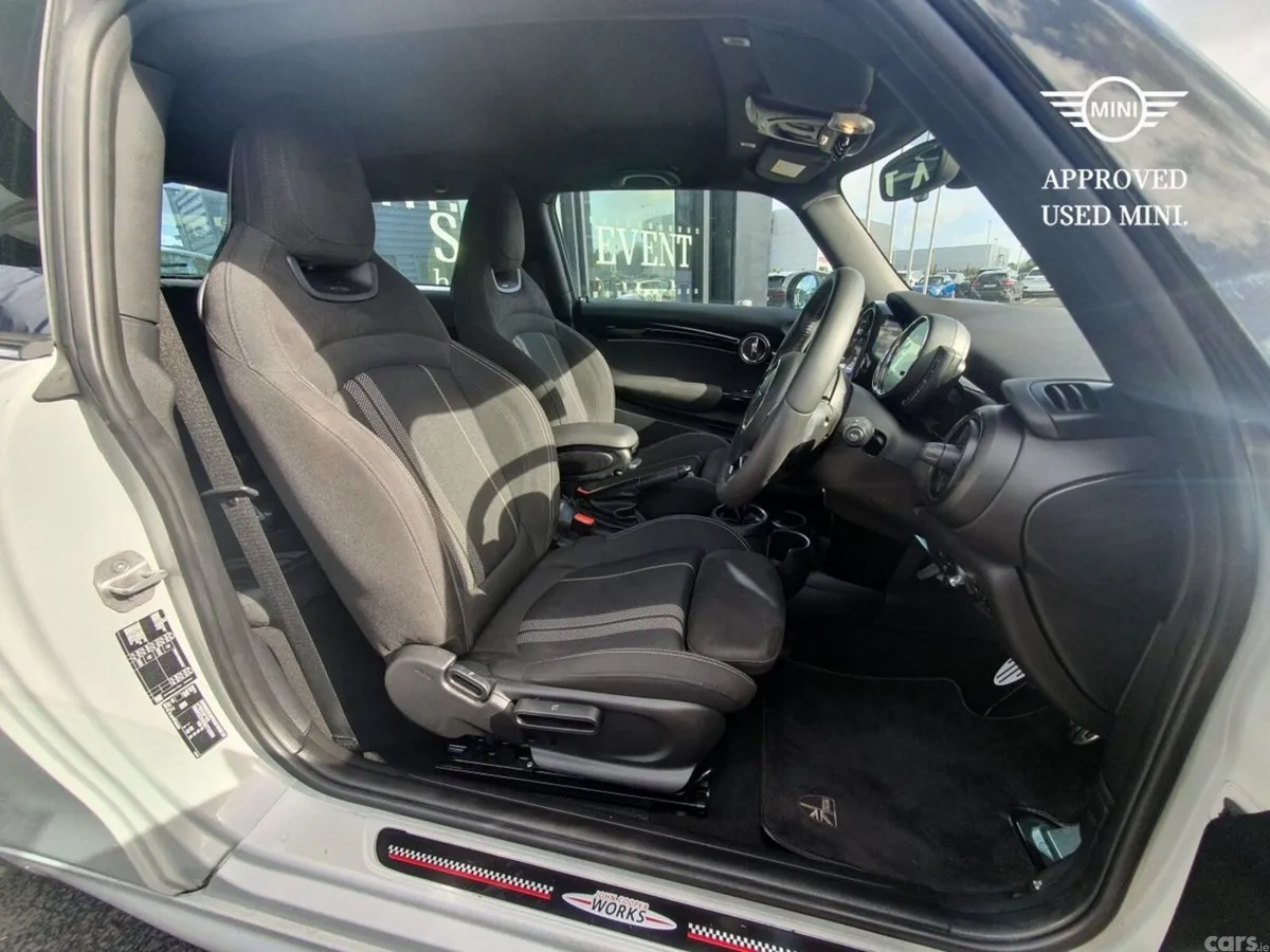 Mini Cooper Hatchback, Petrol, 2022, Silver