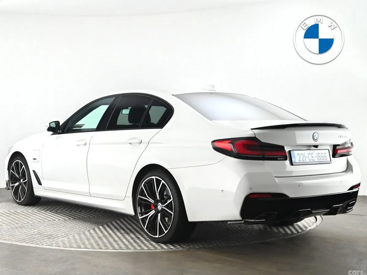 BMW 5-Series Saloon, Petrol Plug-in Hybrid, 2022, White