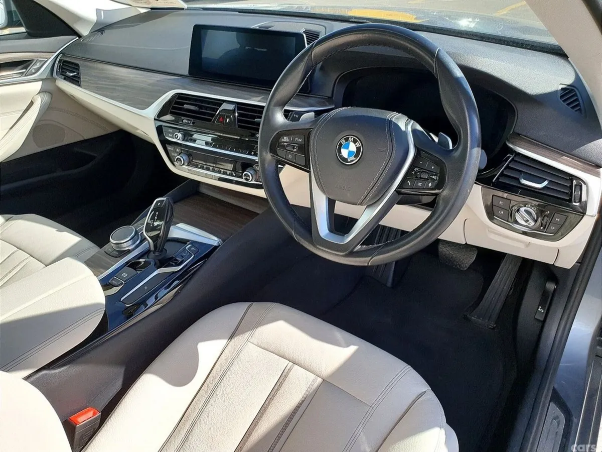BMW 5-Series Saloon, Diesel Hybrid, 2020, Blue