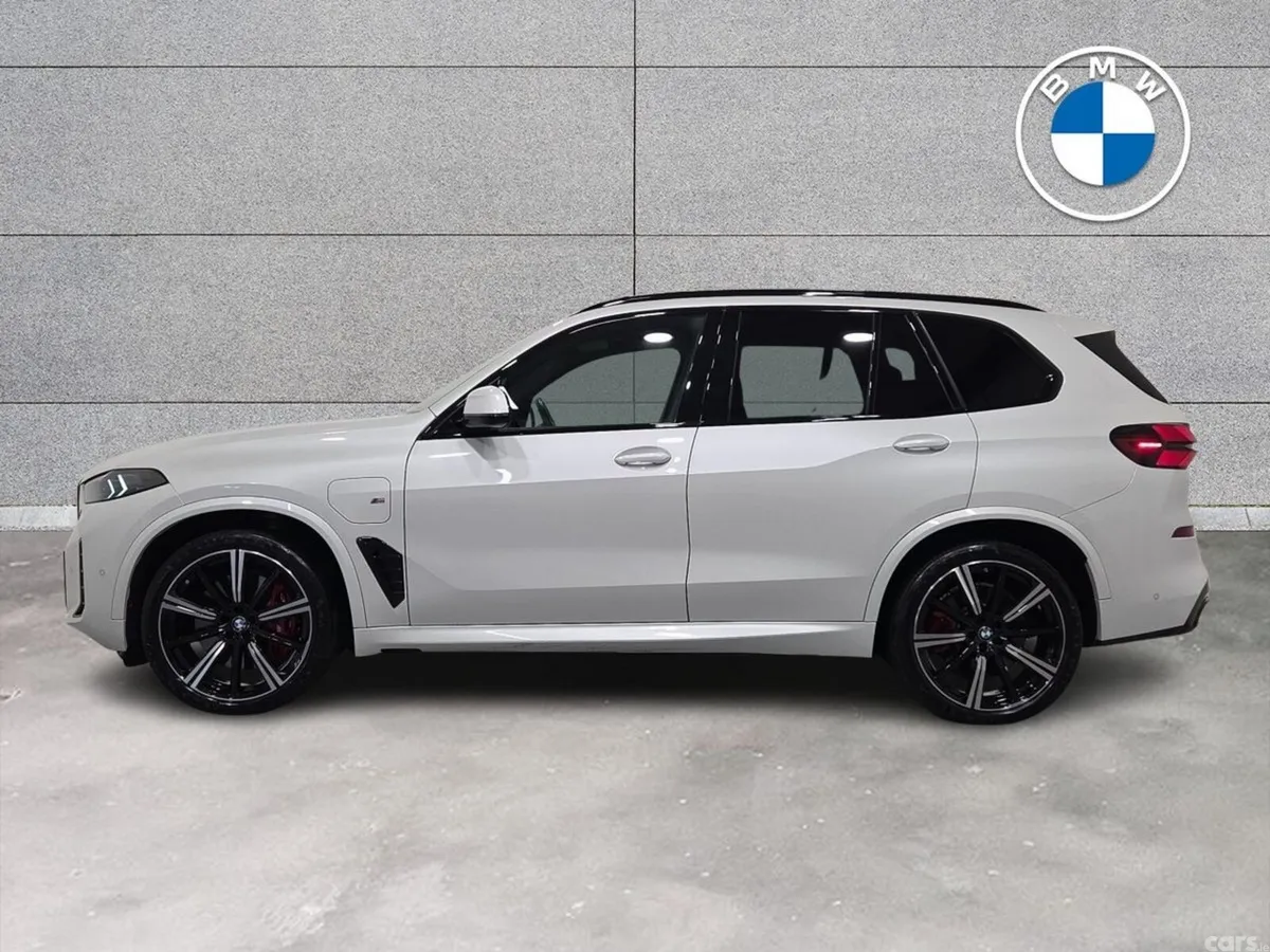 BMW X5 SUV, Petrol Plug-in Hybrid, 2025, White