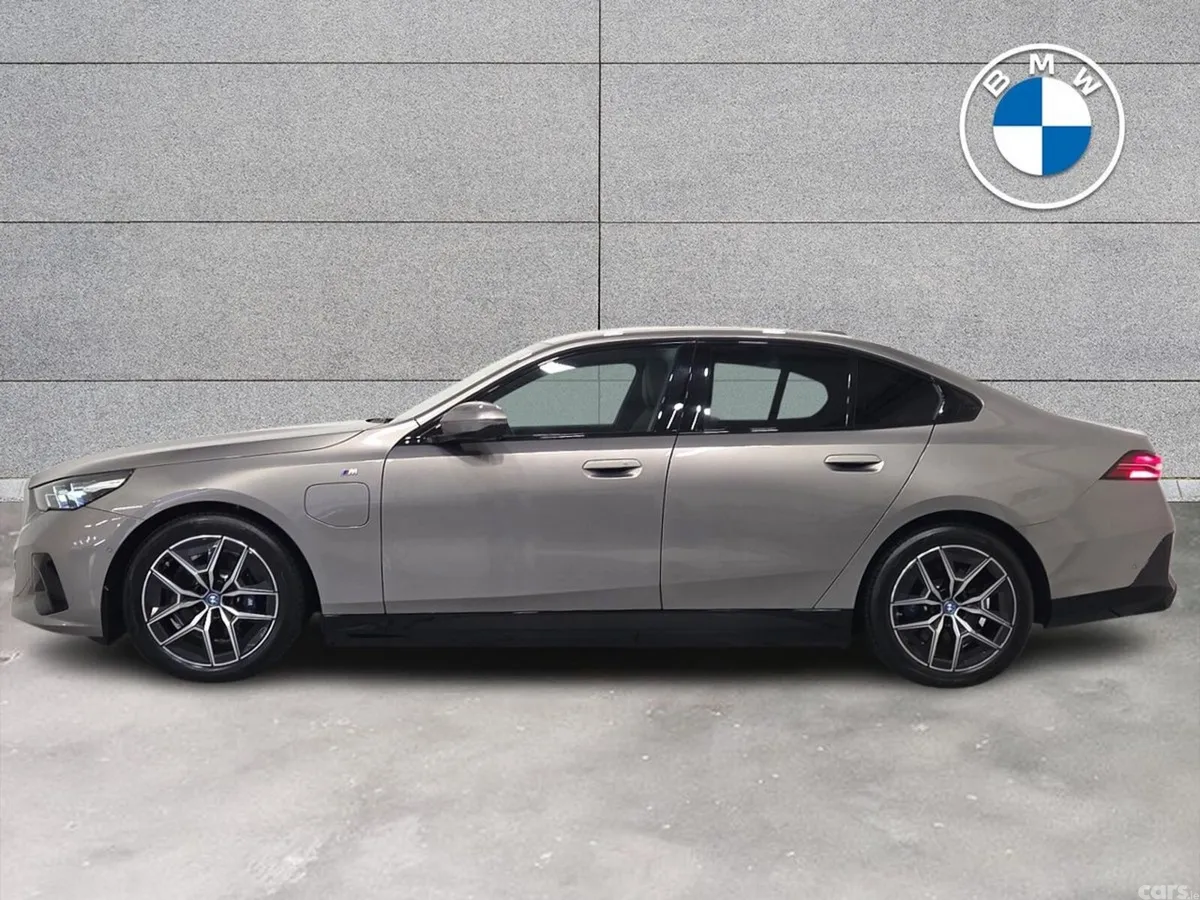 BMW 5-Series Saloon, Petrol Plug-in Hybrid, 2025, Grey