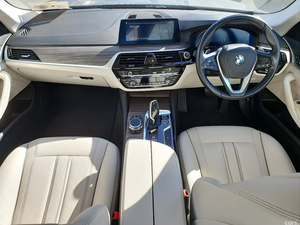BMW 5-Series Saloon, Diesel Hybrid, 2020, Blue