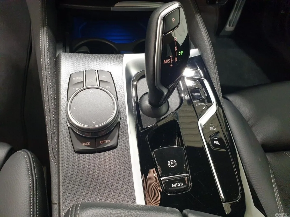 BMW X5 SUV, Petrol Plug-in Hybrid, 2025, White