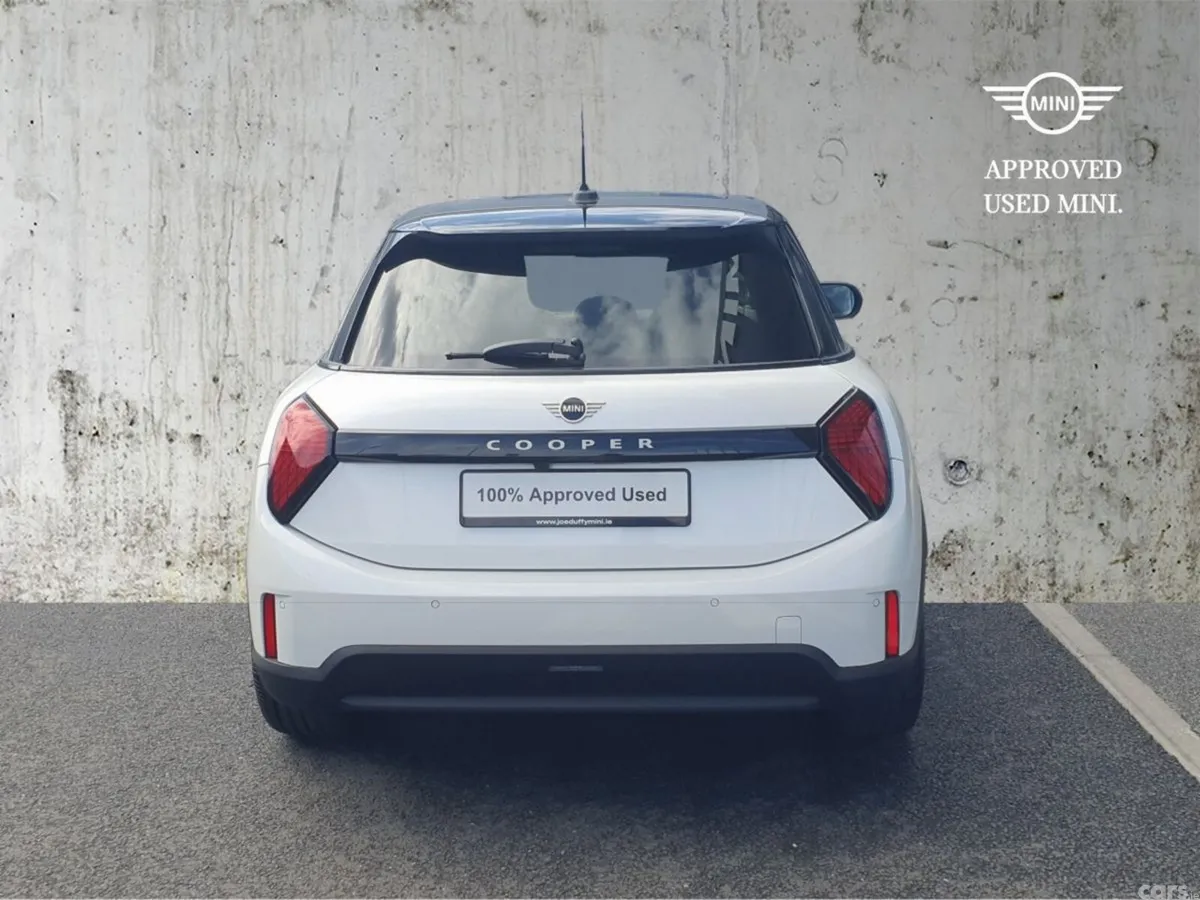 Mini Cooper Hatchback, Petrol, 2026, White