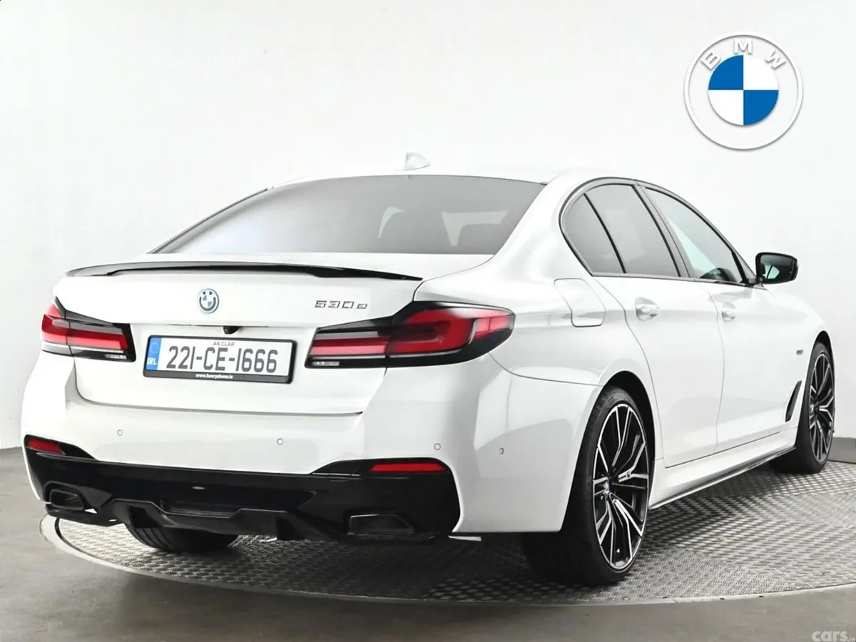 BMW 5-Series Saloon, Petrol Plug-in Hybrid, 2022, White