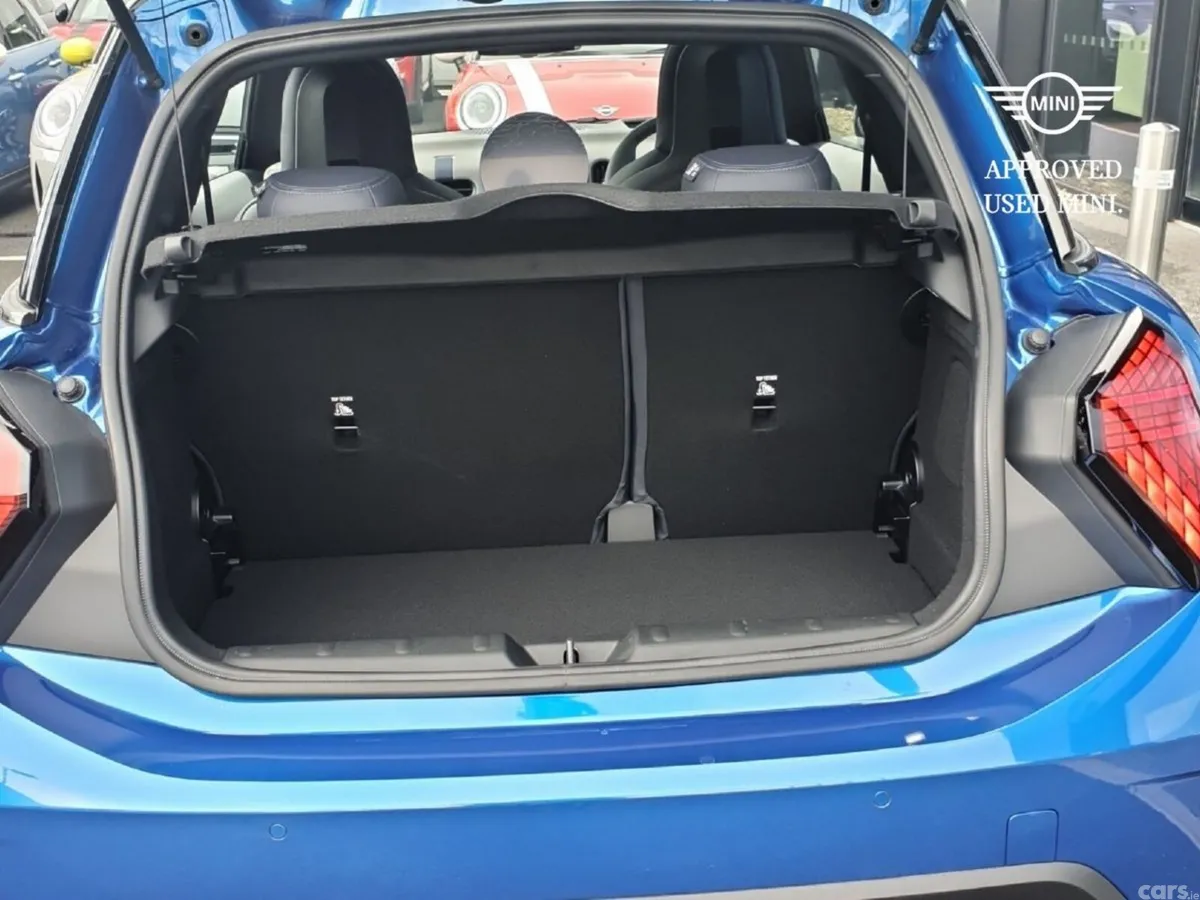 Mini Cooper Hatchback, Petrol, 2026, Blue