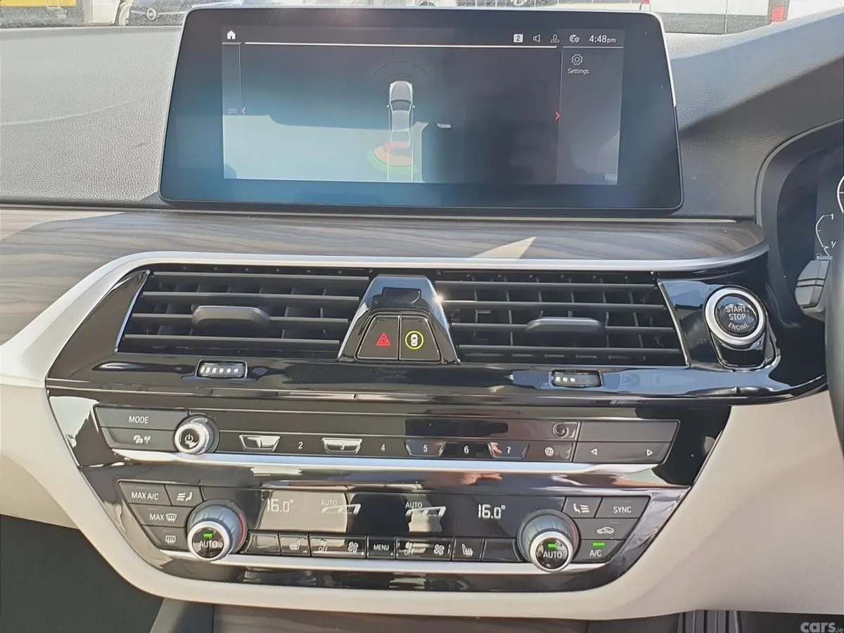 BMW 5-Series Saloon, Diesel Hybrid, 2020, Blue