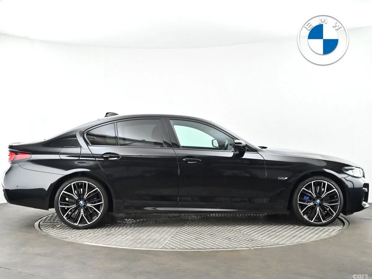 BMW 5-Series Saloon, Petrol Plug-in Hybrid, 2023, Black