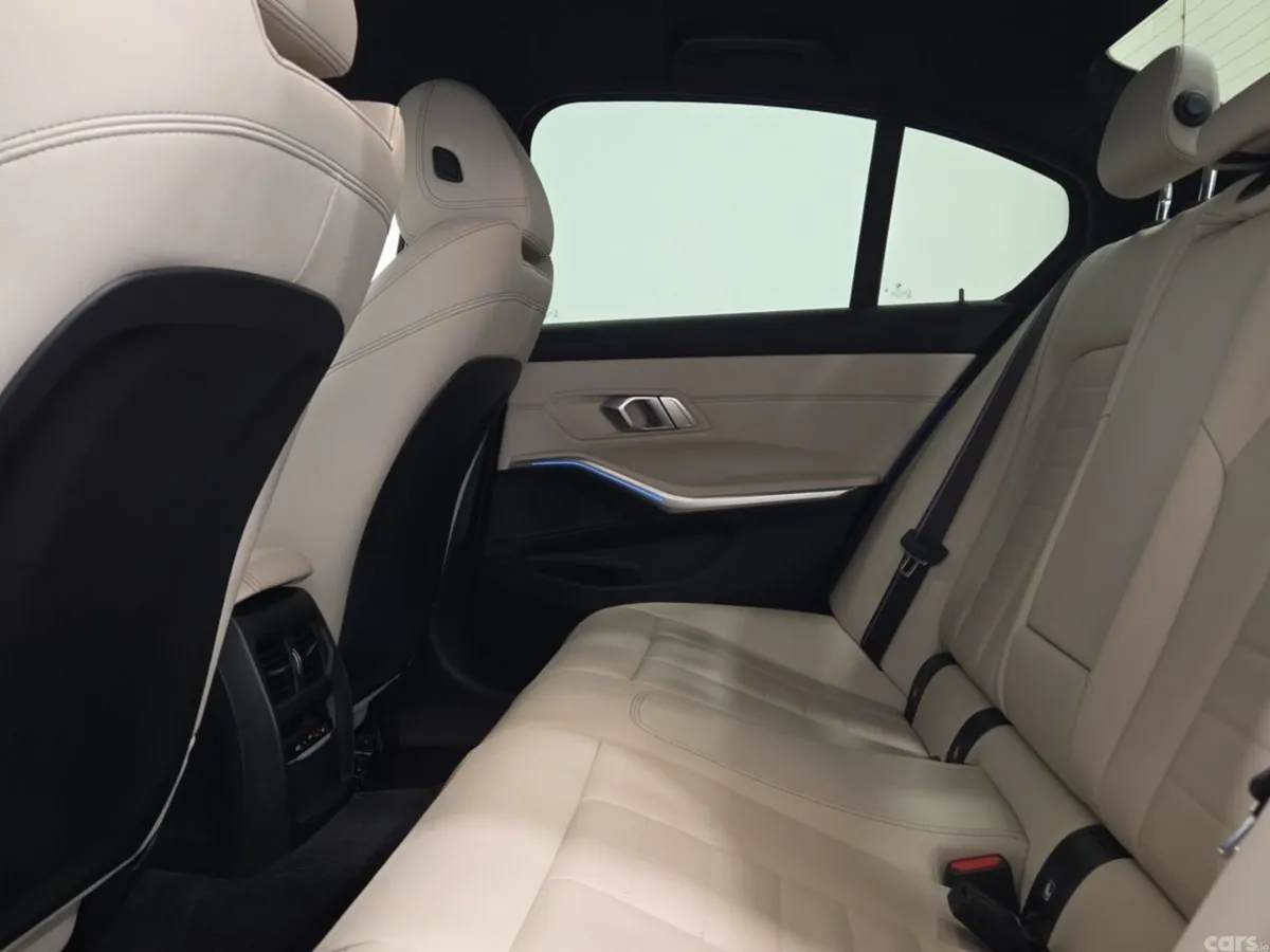 BMW 3-Series Saloon, Petrol Plug-in Hybrid, 2021, Blue