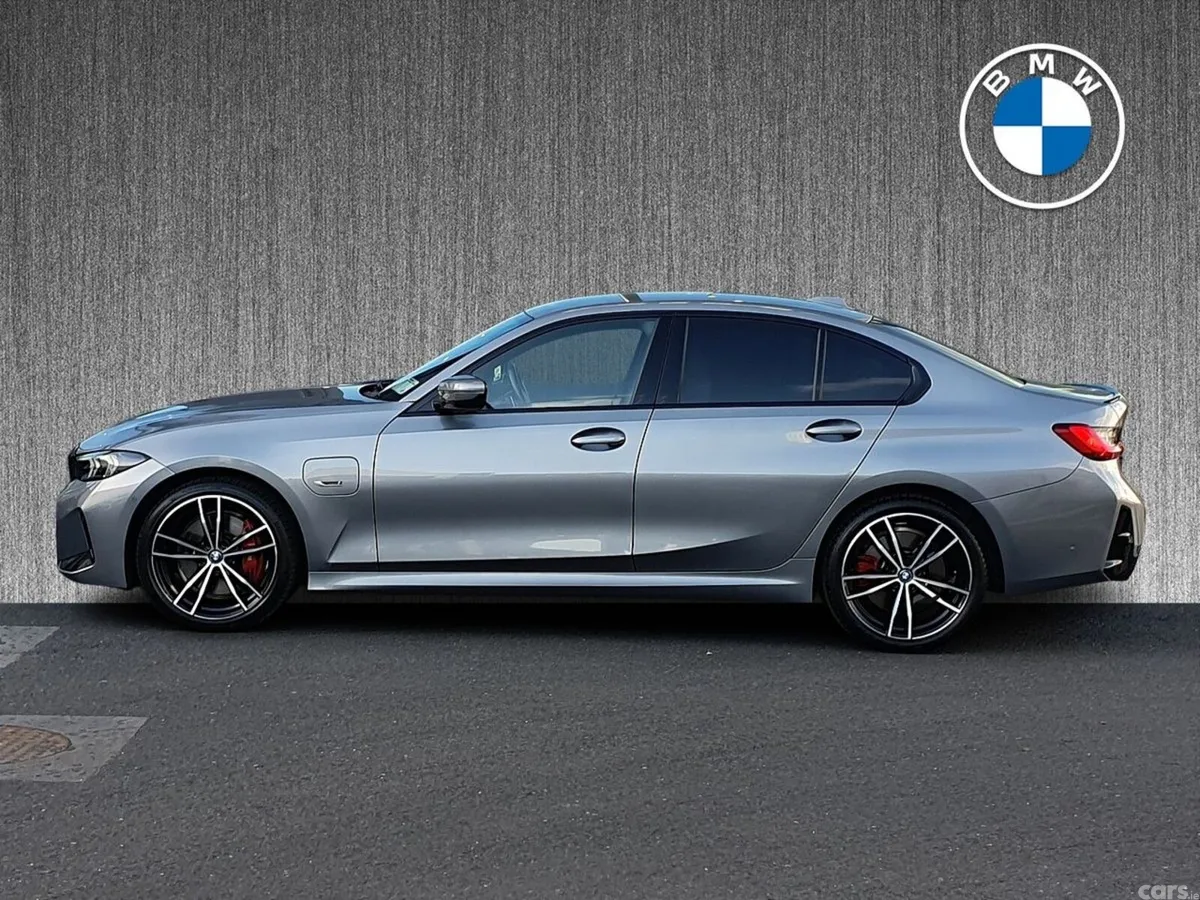 BMW 3-Series Saloon, Petrol Plug-in Hybrid, 2023, Grey