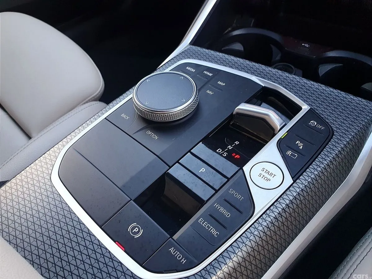 BMW 3-Series Saloon, Petrol Plug-in Hybrid, 2023, Grey
