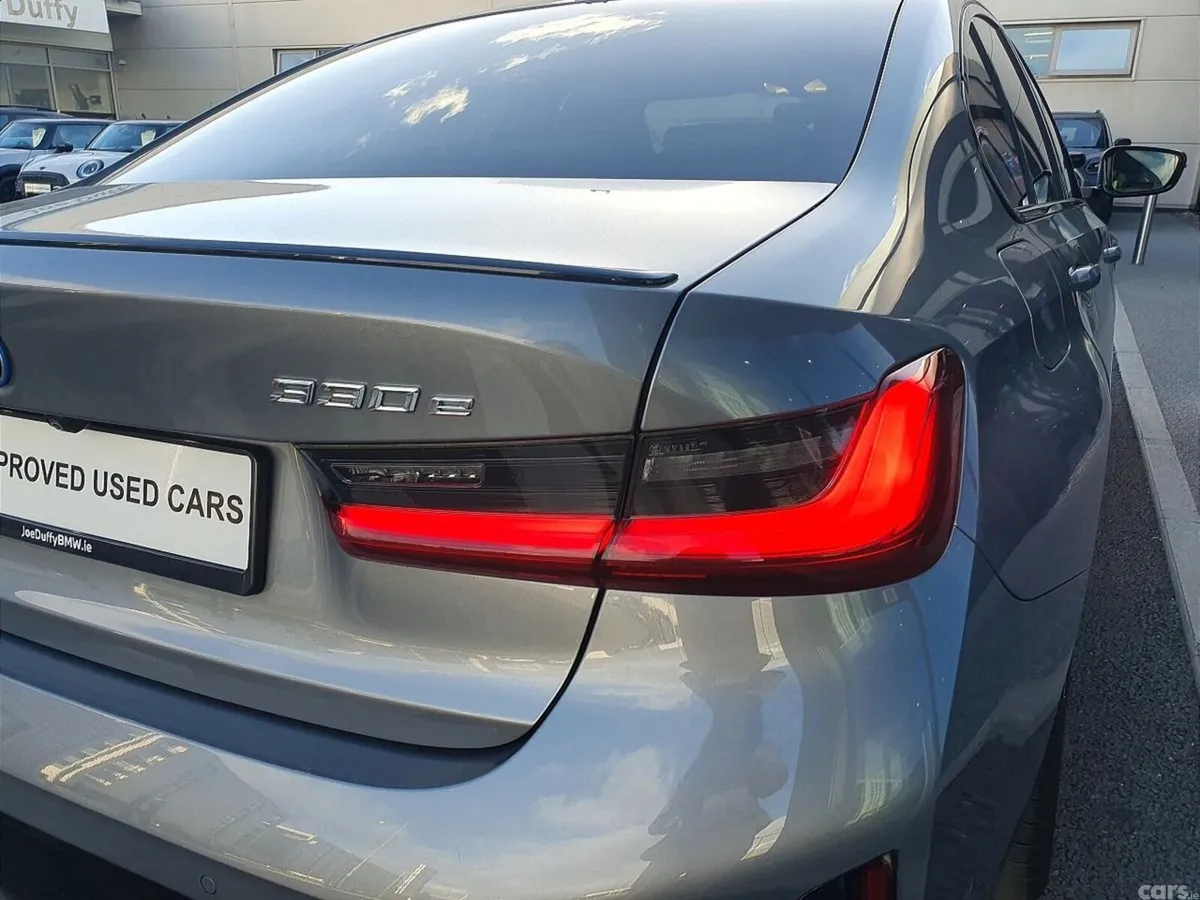 BMW 3-Series Saloon, Petrol Plug-in Hybrid, 2023, Grey