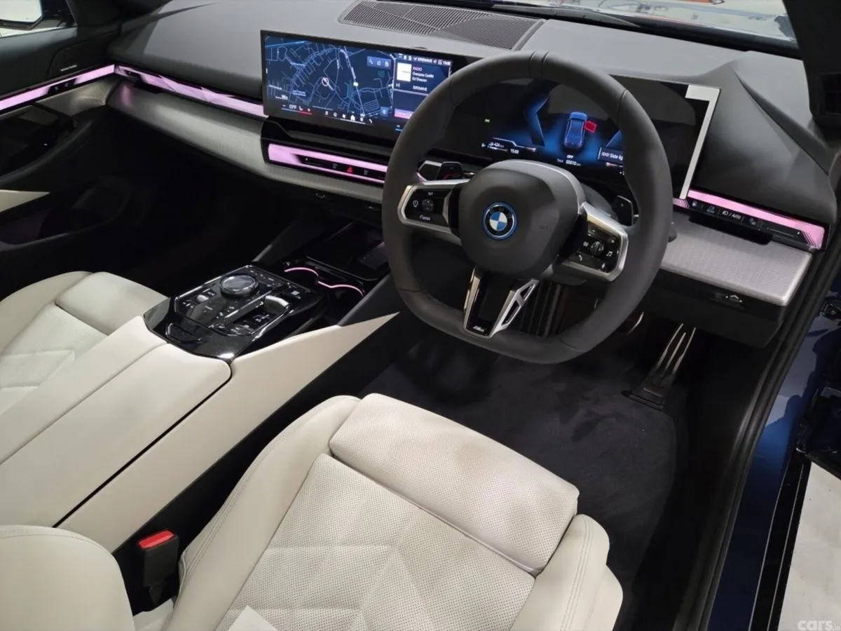 BMW 5-Series Saloon, Petrol Plug-in Hybrid, 2026, Blue