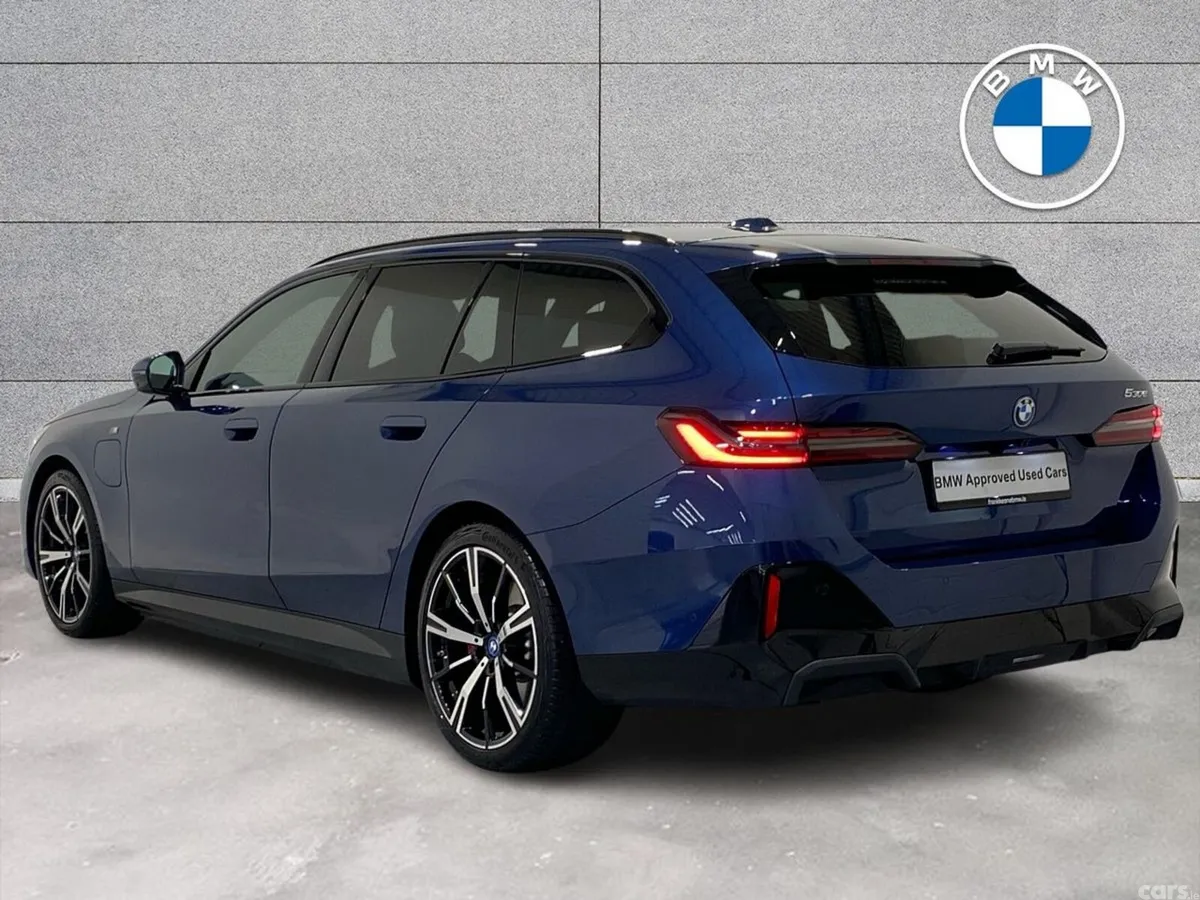 BMW 5-Series Estate, Petrol Plug-in Hybrid, 2025, Blue