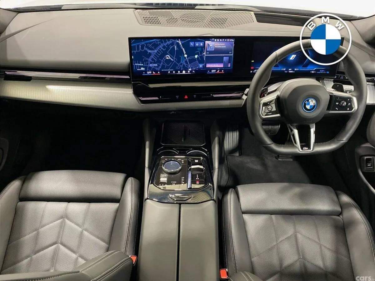 BMW 5-Series Estate, Petrol Plug-in Hybrid, 2025, Blue