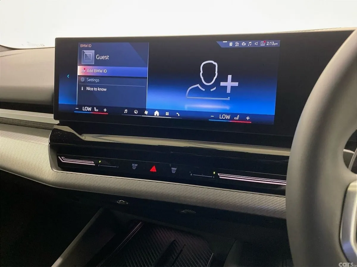 BMW 5-Series Estate, Petrol Plug-in Hybrid, 2025, Blue
