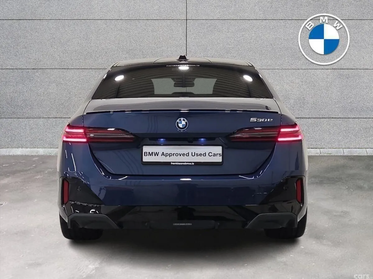 BMW 5-Series Saloon, Petrol Plug-in Hybrid, 2025, Blue