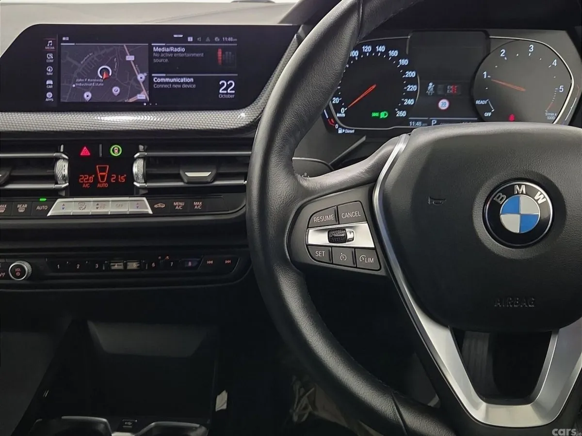 BMW 1-Series Hatchback, Diesel, 2021, Blue