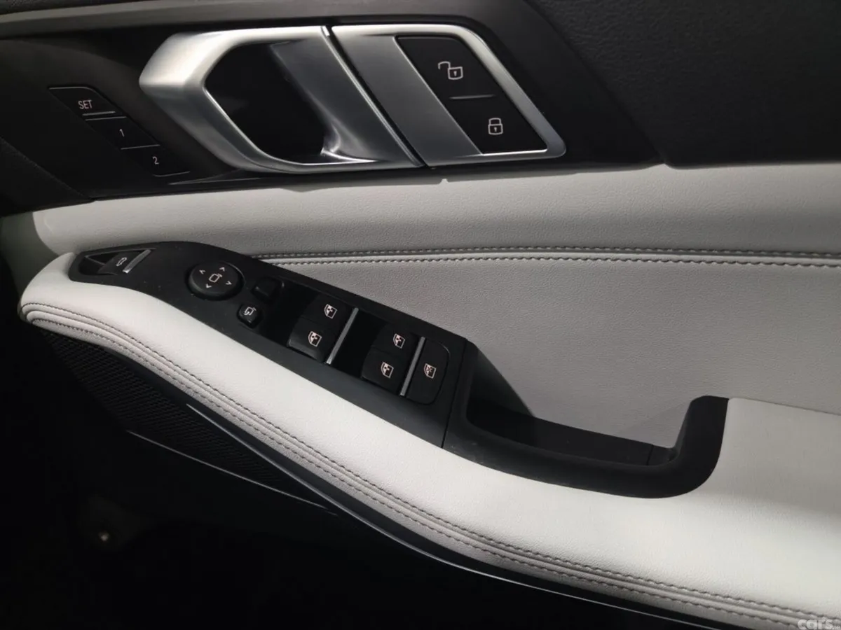 BMW X5 SUV, Petrol Plug-in Hybrid, 2023, Black