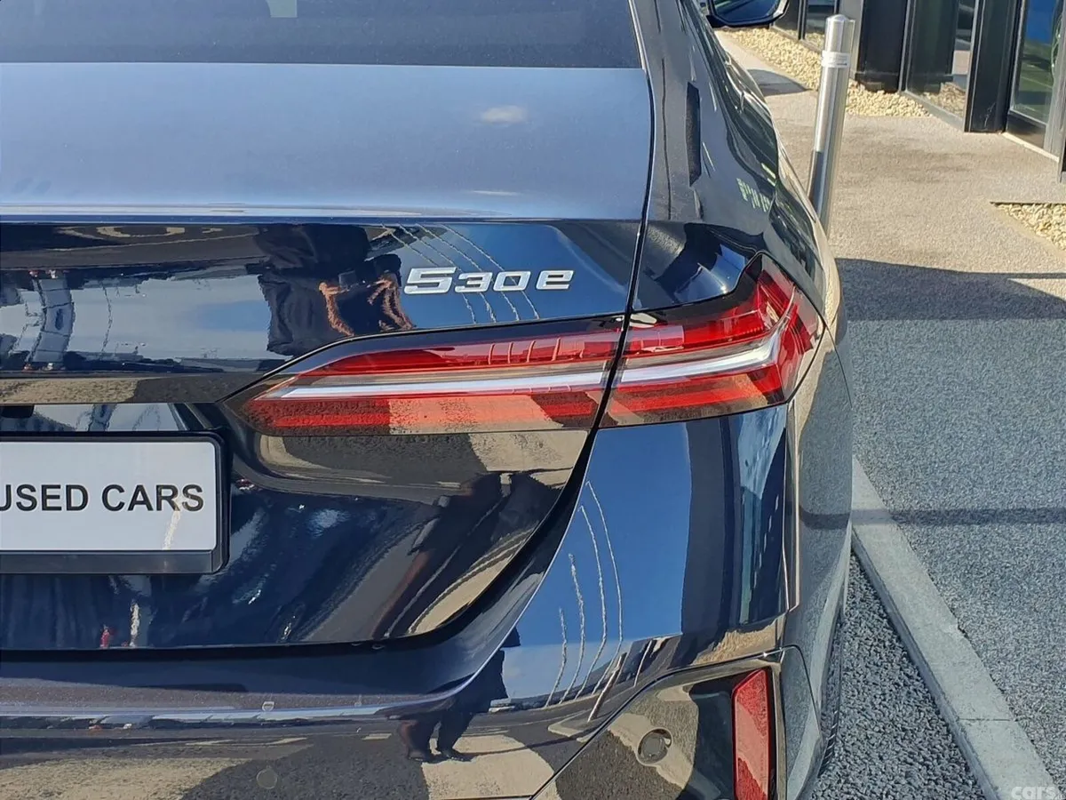 BMW 5-Series Saloon, Petrol Plug-in Hybrid, 2026, Black