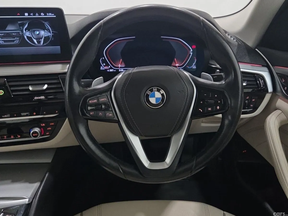 BMW 5-Series Saloon, Diesel Hybrid, 2021, Grey