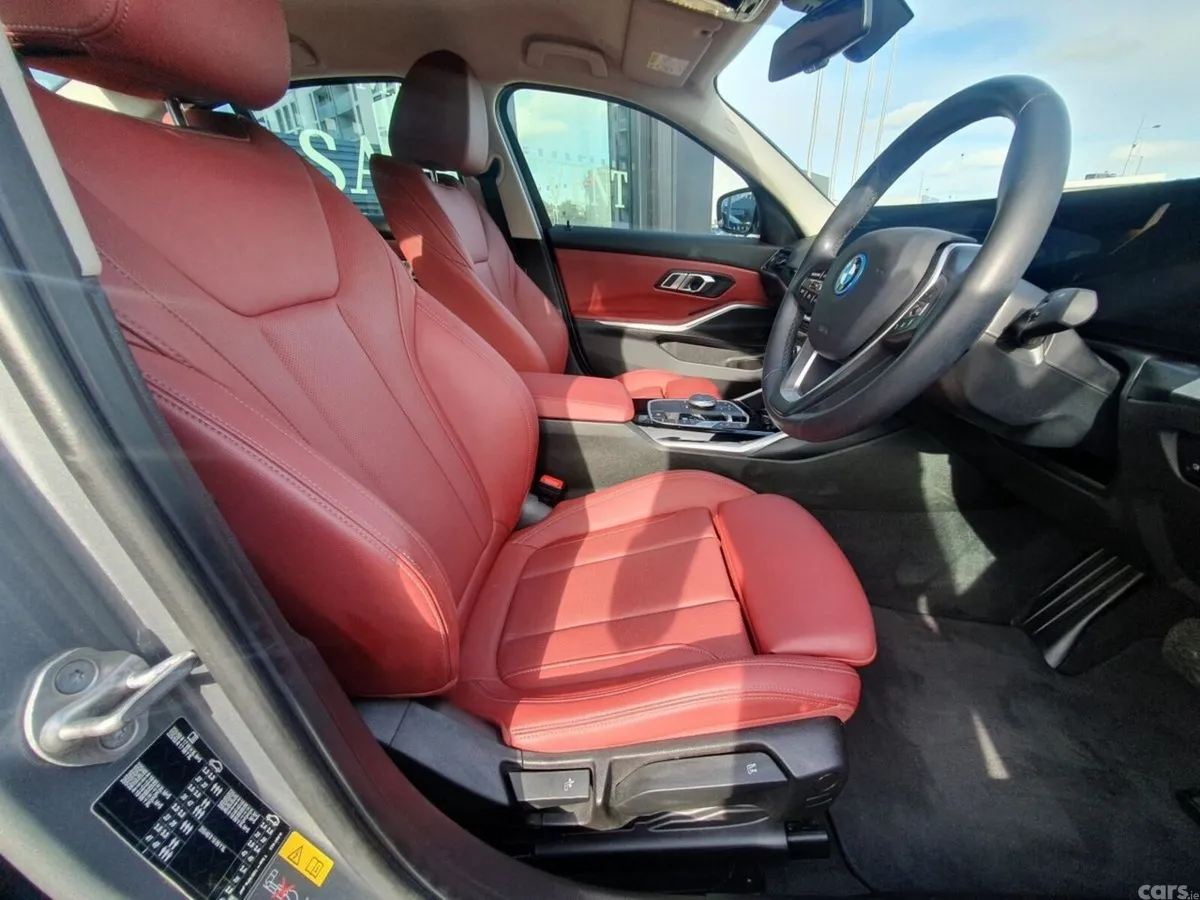 BMW 3-Series Saloon, Petrol Plug-in Hybrid, 2024, Grey